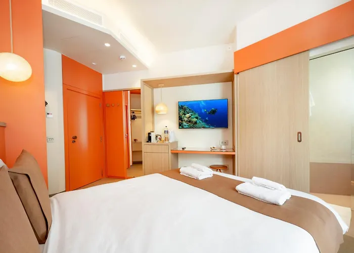 Atlantis Lodge