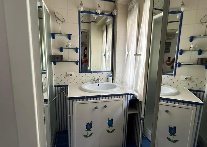 Stanza Con Ottima Posizione