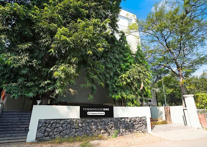 Townhouse Oak Ramdaspeth Krims Hospital