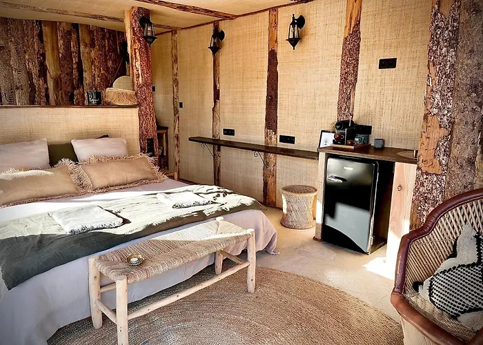 Domaine FINCA LESSYA, Lodge insolite&SPA