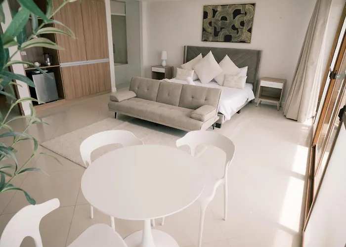 Palms La Union Beachfront Suites