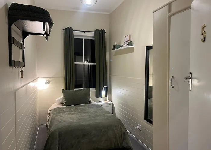 Nourish Reefton & Wilsons Hotel