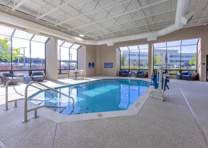 Drury Inn & Suites St. Louis Airport