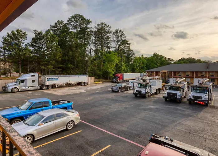 Executive Inn & Suites