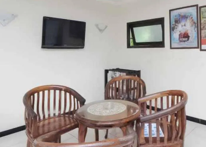 Hotel Lestari Near Lippo Plaza Mall Jember