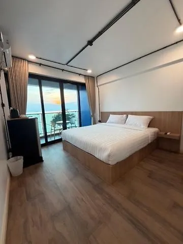 โรงแรม เซิร์ฟบีช Surf Beach Hotel