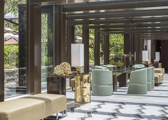 Hyatt Centric Victoria Harbour