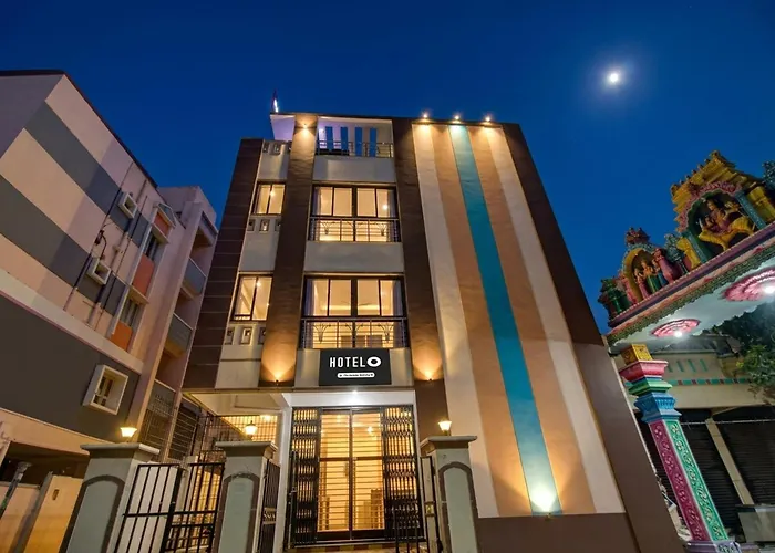 Super Oyo Hotel O Adarsh Nagar Near Kavya Hospital