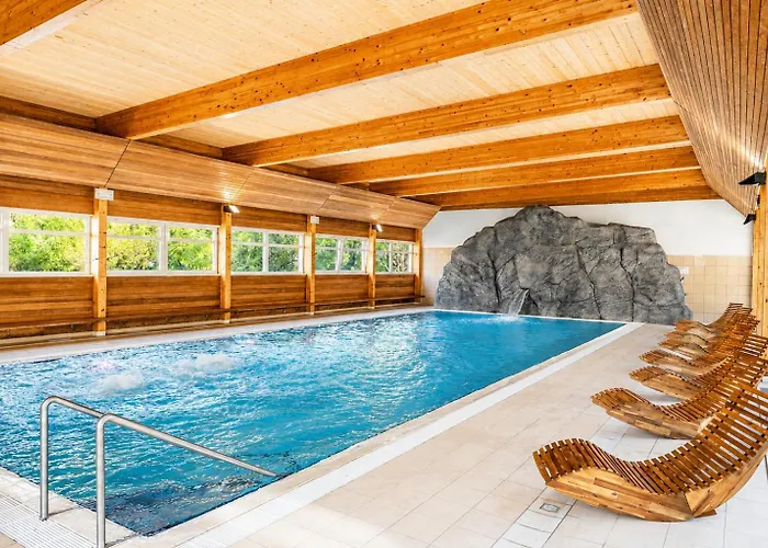 Logis Hotel & Spa Marina D'Adelphia
