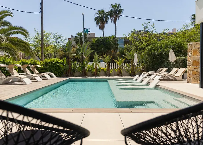 Instants Boutique Hotel (Adults Only)