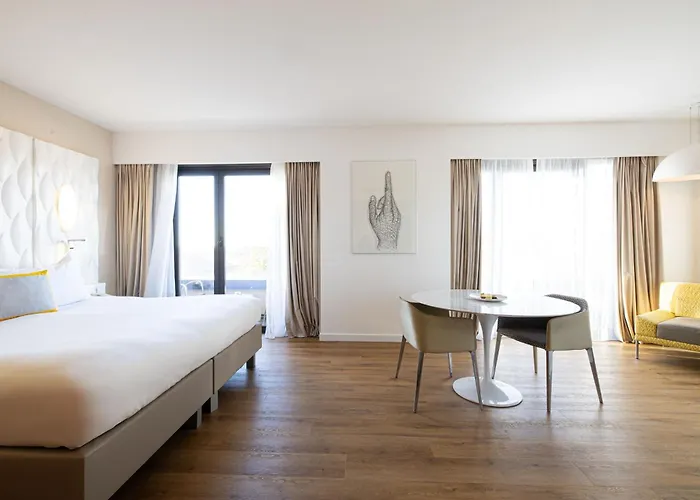 Renaissance Aix-en-Provence Hotel