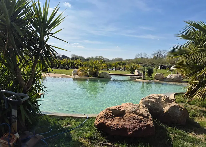 Le Mas des Cerisiers JACUZZI et SAUNA inclus pour tous les logements