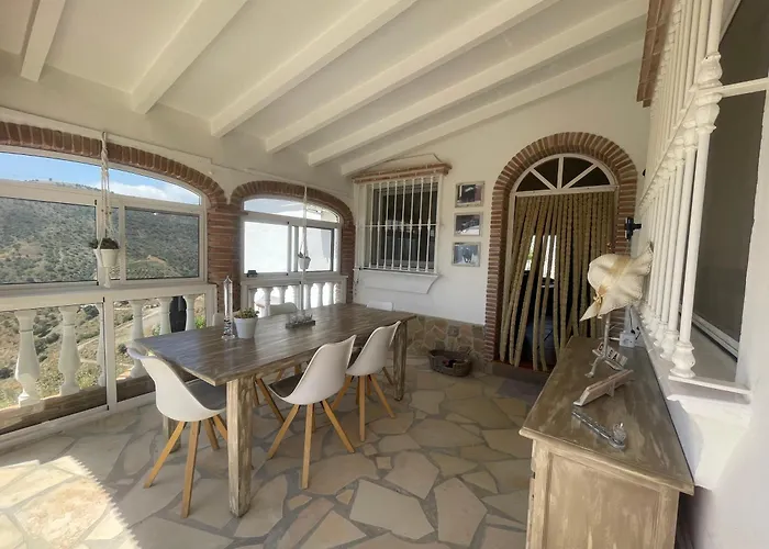 Casira, casitas en gastenkamers, Viñuela, Andalucía