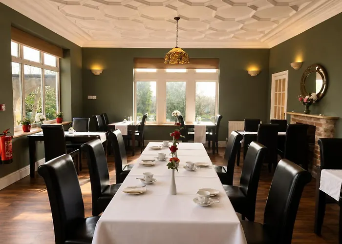 Heath Cottage Hotel