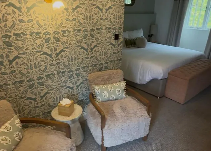 Royal Oak Hotel