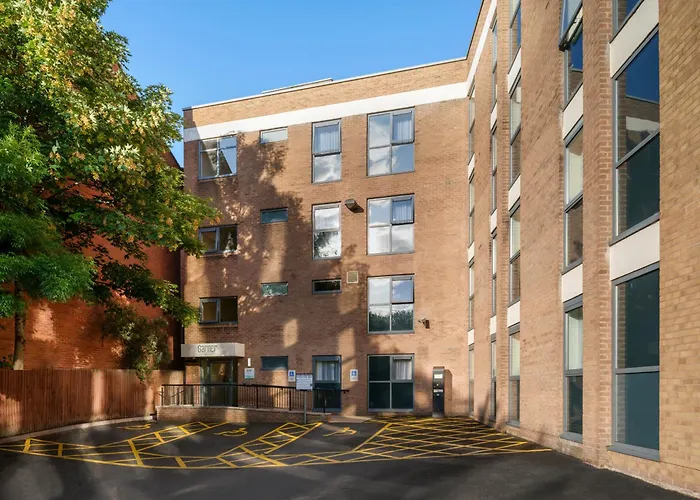 Garner Hotel Wolverhampton By Ihg