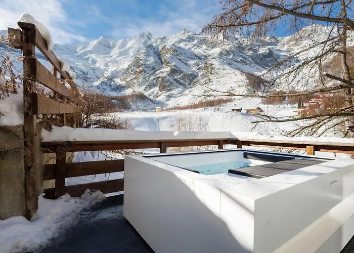 Amber Ski-In/Out Hotel & Spa