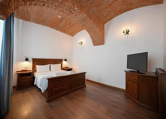 Casa Chitic Hotels