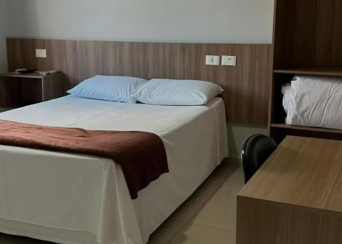Mahle Hotel - BR 116, km 48