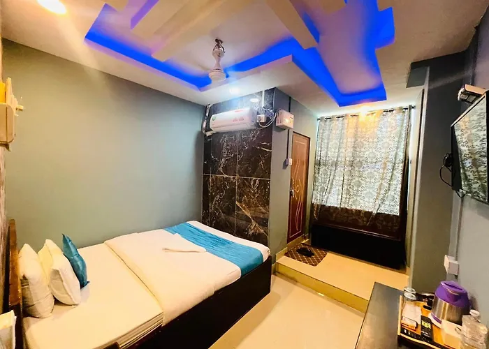 Guru Hotel And Lodge