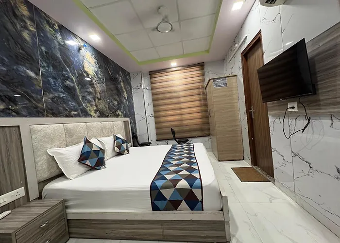 Hotel Amar Palace Bharatpur