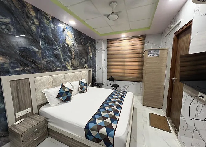 Hotel Amar Palace Bharatpur