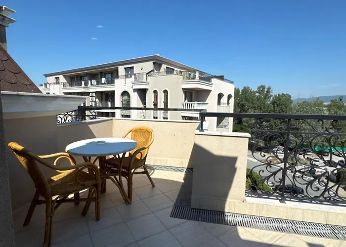 Dawn Park Deluxe