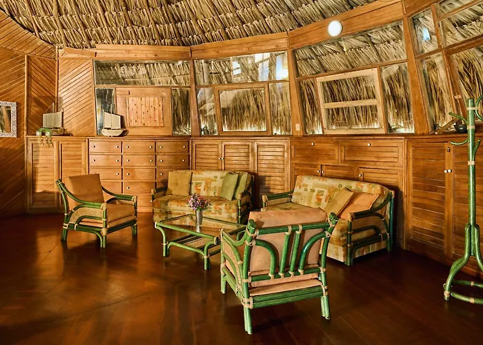Mucura Club Hotel