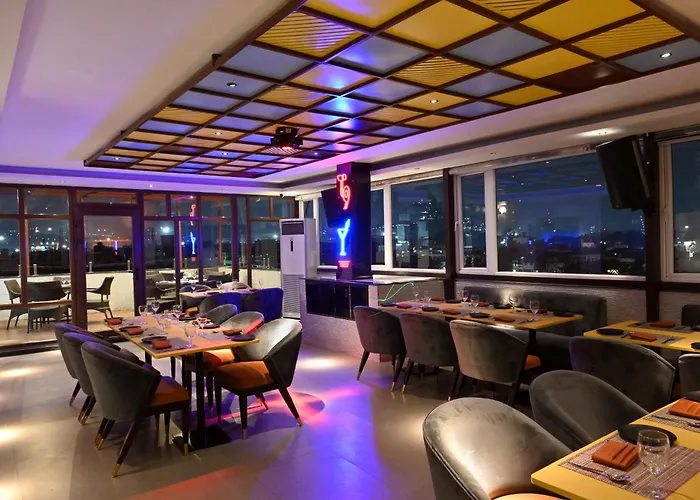 Hotel Trax International