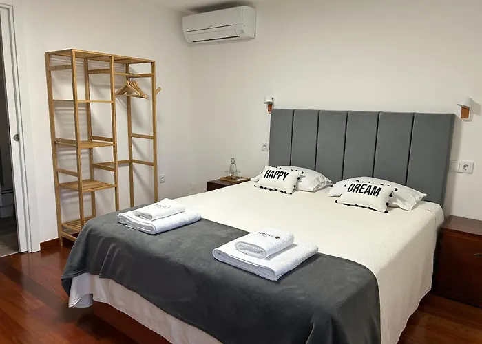 Bergui Guesthouse - Em Guimaraes Desde 2017