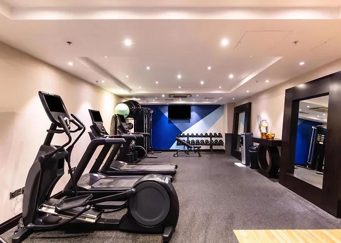 Doubletree By Hilton London Victoria