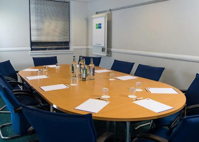 Holiday Inn Express Droitwich Spa By Ihg