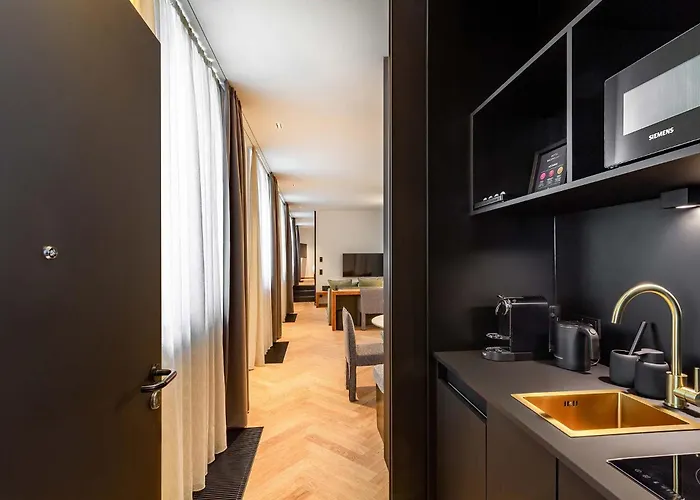 Hotel Maximilian'S