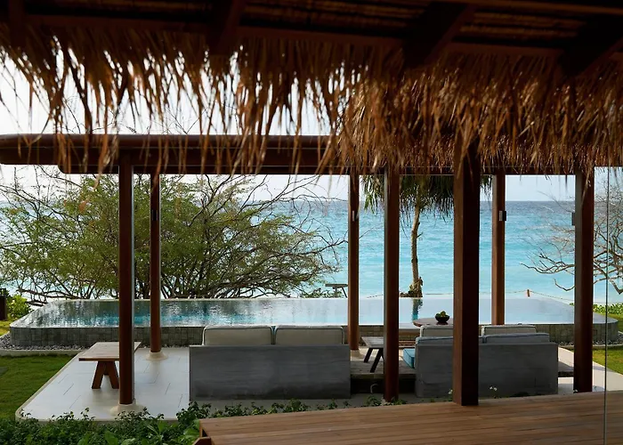 Haadtien Beach Resort