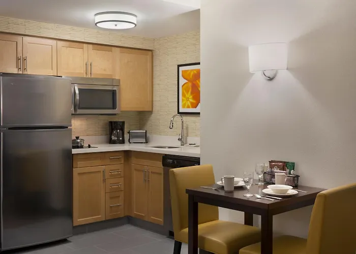 Cambridge Suites Mississauga