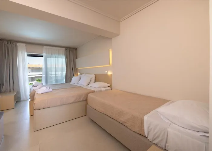 Roseland Hotel