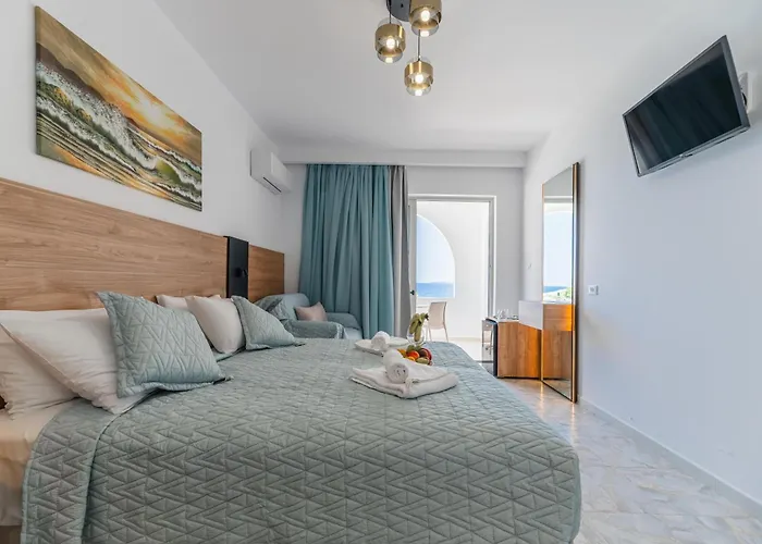 Haraki Bay Hotel And Luxury Apartments