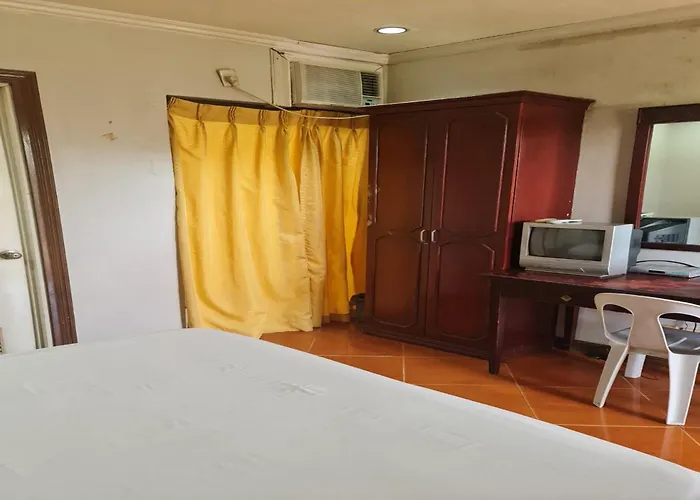 Oyo 679 Ddd Habitat Pension House