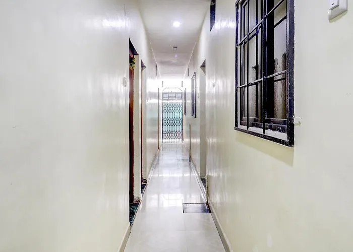 Spot On Vaibhav Residency
