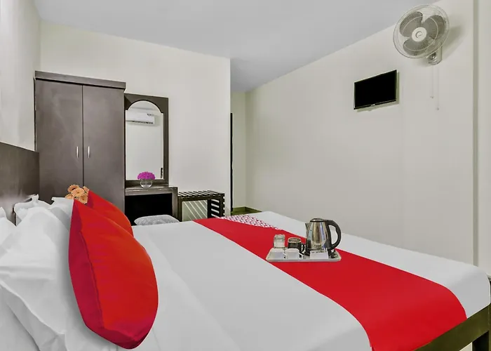 Hotel O Kalapurackal Residency