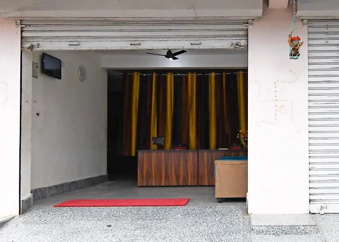 Hotel O Silk City Palace