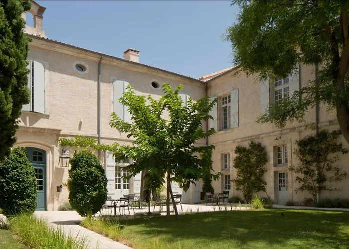 College des Doctrinaires, Hôtel, Résidence et SPA