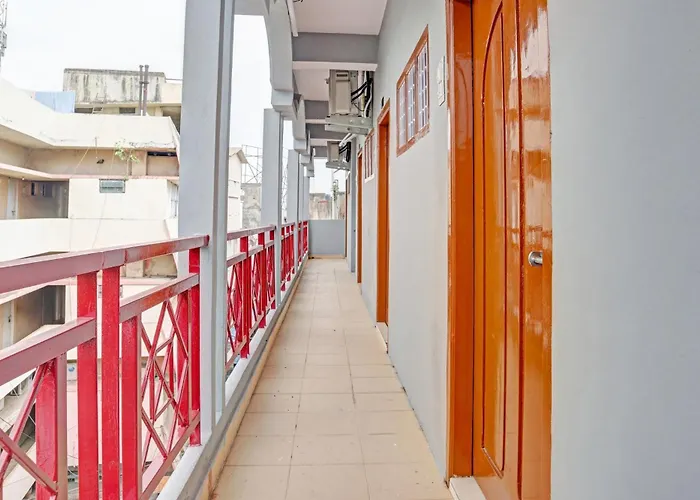 Hotel O Veda Residency