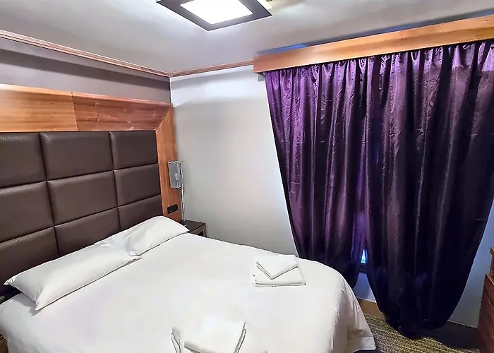 Chambre Hôtel Ibiza Spa - Hammam - Jacuzzis - Piscine Chauffée