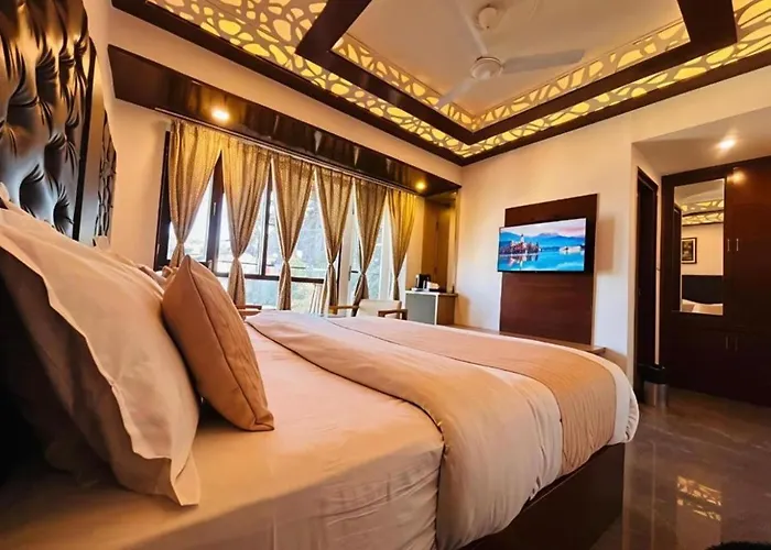 The Himalayan Vilo Resort - A Riverside Resort, Manali