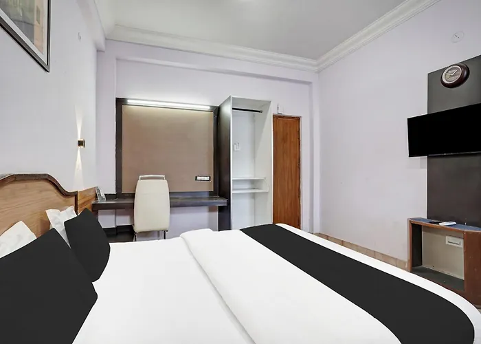 Hotel O Veda Comforts