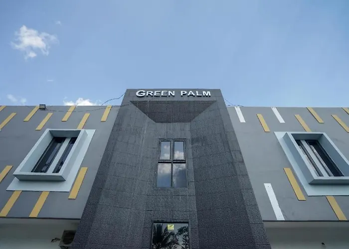 Hotel O Green Palm Kostel Syariah
