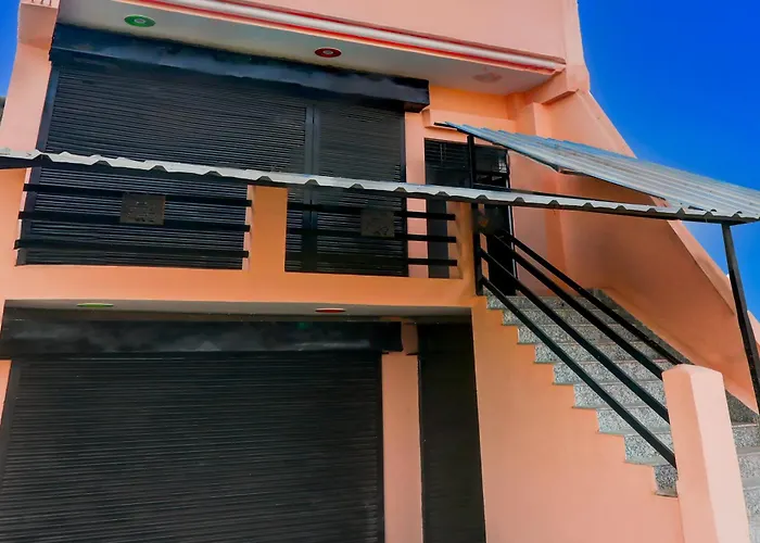 Hotel O S.M Naini Hotel And Restaurant
