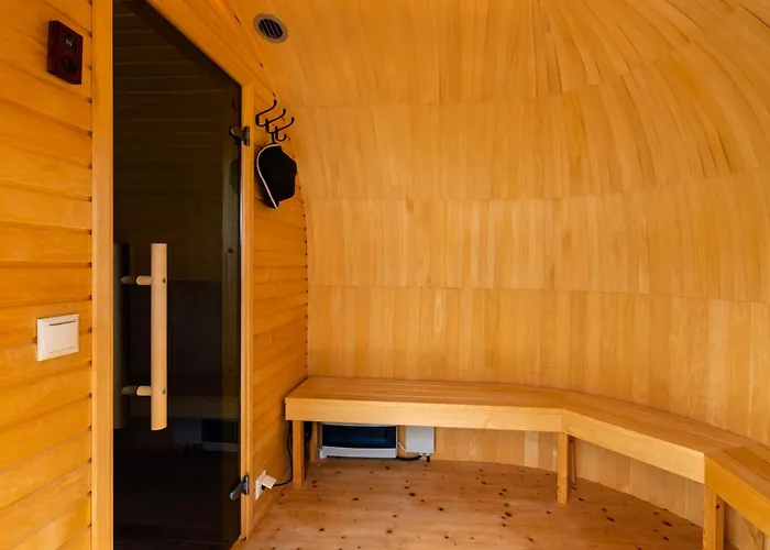 Nest - Luxe Wellness Met Prive Sauna In Friesland