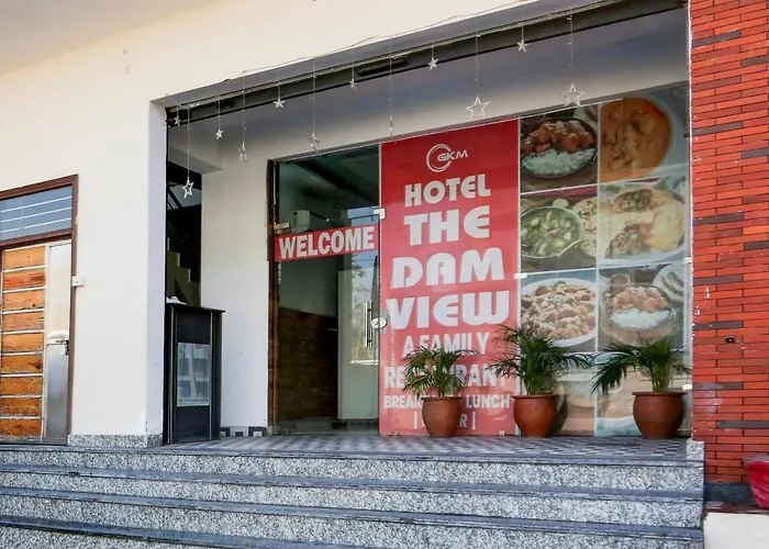 Hotel O Dam View & Restaurant